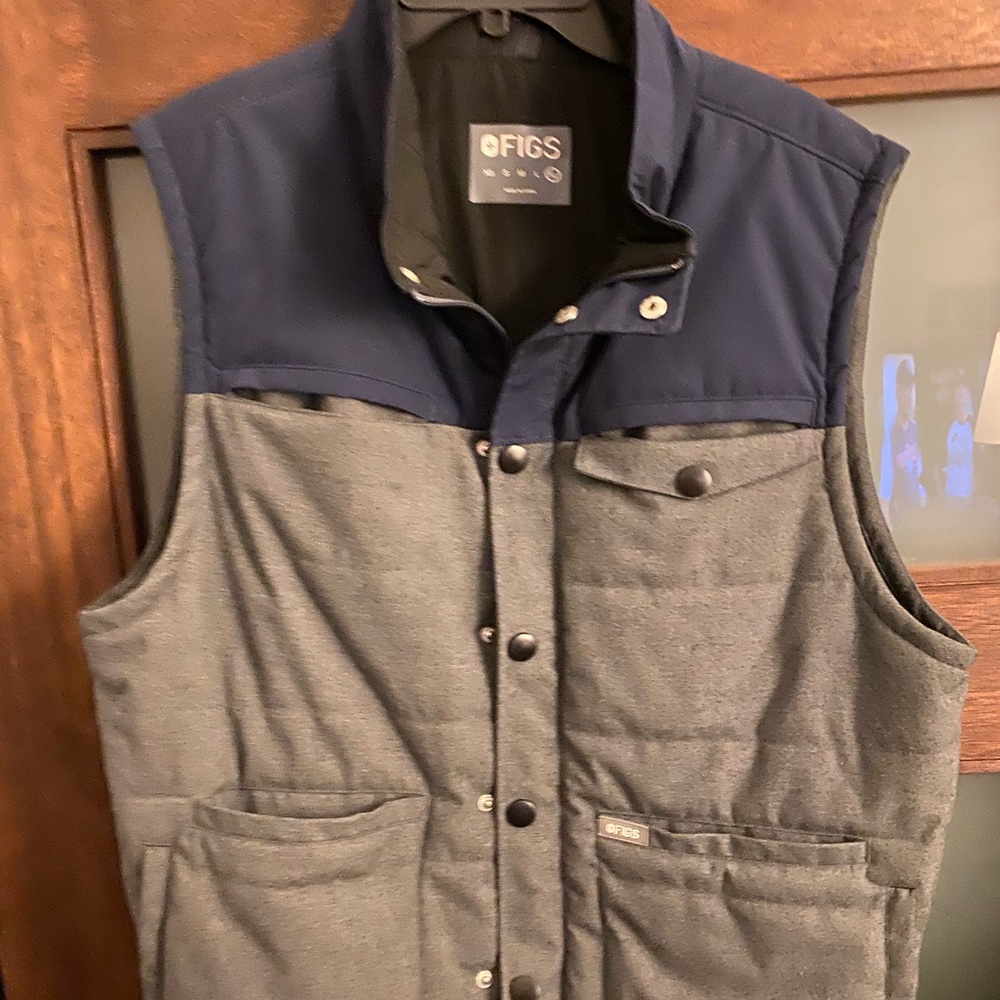 FIGS Vest